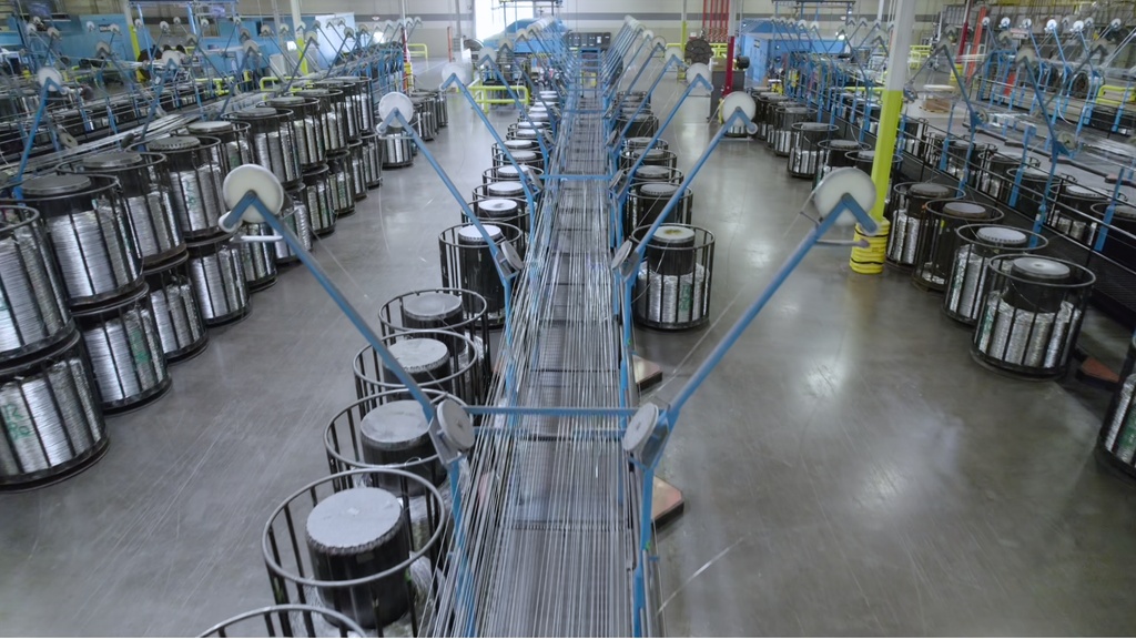 With our aluminum facilities in Sedalia, MO and McKinney, TX, we provide industry-leading fill rates, faster deliveries, and premium aluminum wire and cable. Whether you need aluminum conductor MC Cable, THHN/THWN-2, or XHHW-2, we’ve got you covered. 

encorewire.com/products/categ…