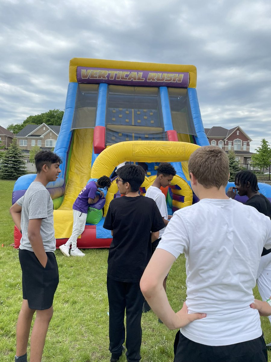 On Friday May 30 celebrated the first ever Faith Fun Day. It was a jam packed day, starting with our year end mass, followed by our Spring Pep Rally and ending with food/fun/music and a lot of fu!