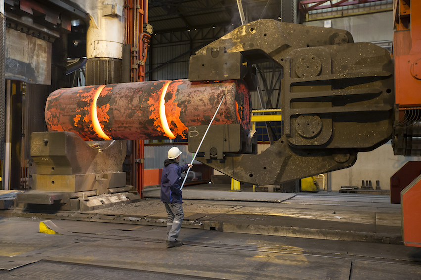 🗣️ .<a href="/Framatome_/">Framatome</a>  ouvre la concertation préalable sur #ForgePlus, future forge géante au Creusot pour doubler la production pour les #EPR2 et relocaliser les composants clés.
🔗 sfen.org/rgn/framatome-…
#Nucléaire #Industrie #EDF #RGN <a href="/CNDPDebatPublic/">CNDP Débat Public</a>