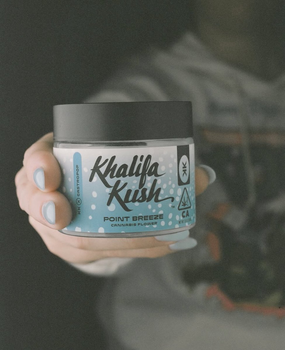 Our latest strain, Point Breeze, a cross of KK and Gastropop 🍃✈️

Experience the unmistakeable KK gas notes and a unique berry candy aroma straight from its Gastropop lineage🍬🦈