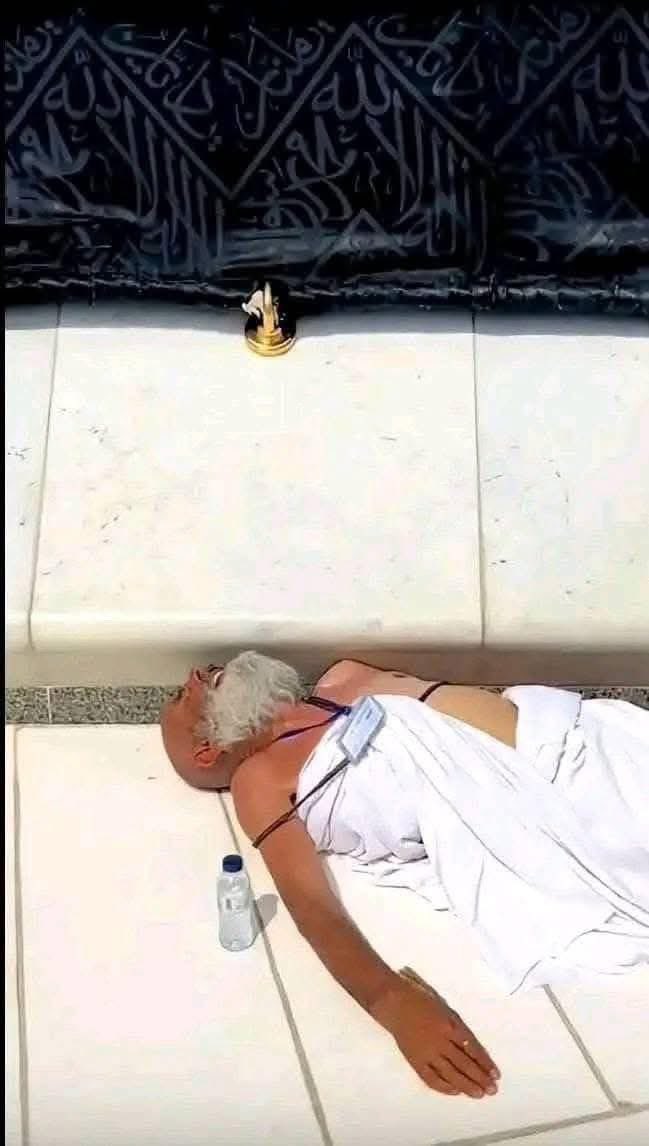 چې دغسې، دکعبې پۀ خوا کې مړ شي سړی تۀ وا بختور بۀ نه وي؟😔

 رب دې حاجي صیب وبښي#