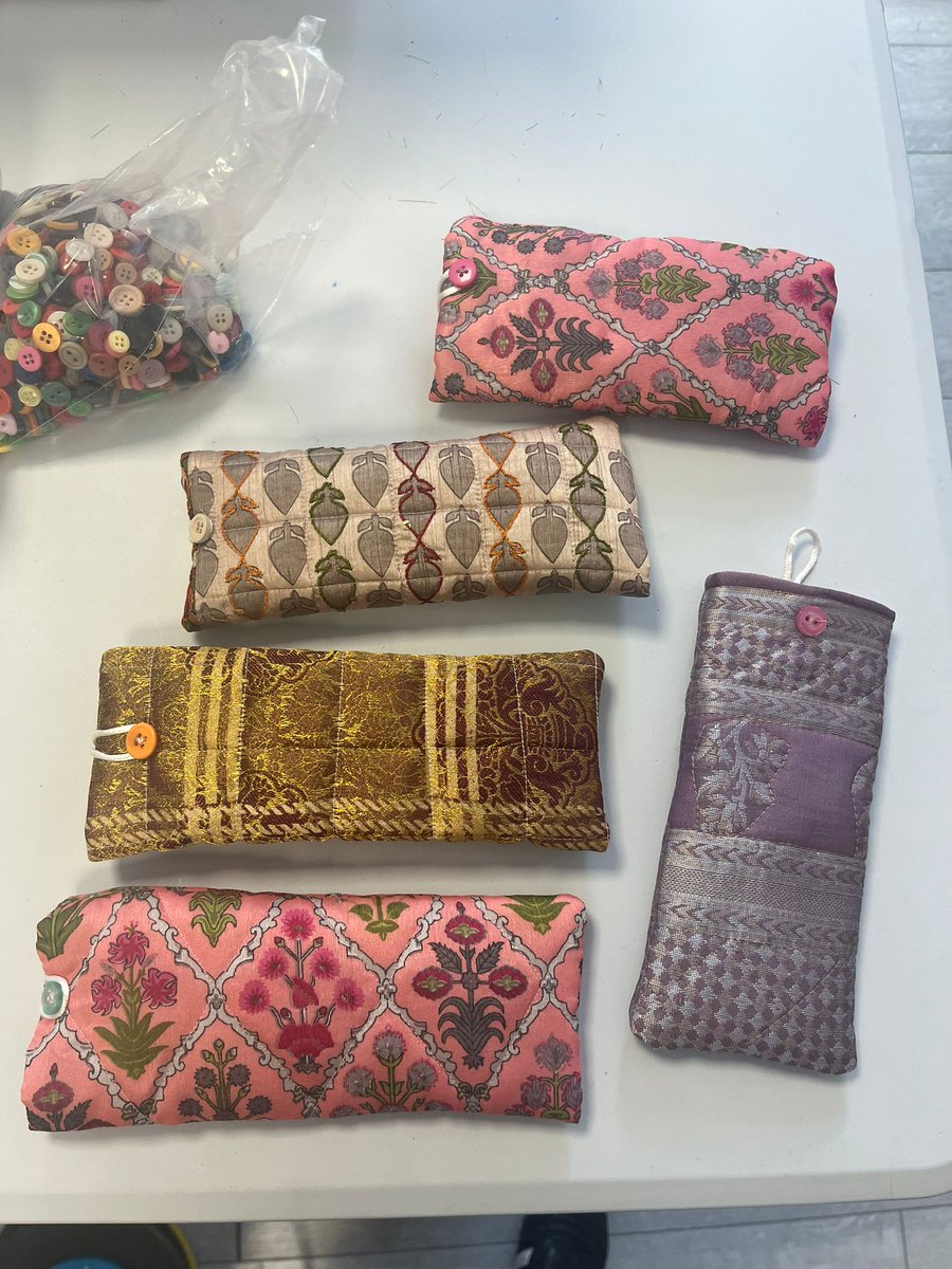 Our Alterations and Upcycle participants in Lambeth are now creating products quicker than we can put them up on our website! Here are some beautiful glasses cases from sarees that have been donated to us. Please DM us if you are interested. 

 #alterationsandupcycle #kundakala