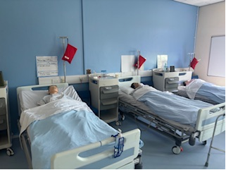 LancsHealthAcad's tweet photo. Exciting news! π Our Education Team now has clinical skills labs at Preston Business Centre π©Ί
Theyβre training Uni of Bolton students & Practice-Based Pathway nurses in real-world skills.
Read more π
Next PBP intake: 9 June 2025
π© Study.Nursing@lthtr.nhs.uk
#Nursing #LTHTR https://t.co/xMlhMWcKDW