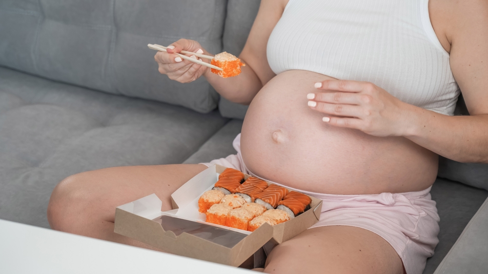 New research aims to make eating fish during pregnancy the norm. More than 60 studies &amp; 300,000 mother/child pairs show incredible brain health/developmental benefits &amp; IQ gains. Journal of Neurotoxicology. ow.ly/vCHc50W2A4i