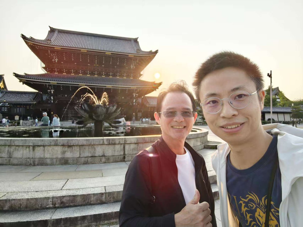 HarryZeng's tweet photo. Jōdo Shinshū 浄土真宗, The True Essence of the Pure Land known as Shin Buddhism founded by former Tendai Japanese monk Shinran.
Part 1. 真宗本廟, Shinshū Honbyō or
Higashi Hongan-ji 東本願寺, is one of two dominant sub-sects, the other being Nishi Honganji 西本願寺
#JodoShinshu https://t.co/eKaFNdi2jR