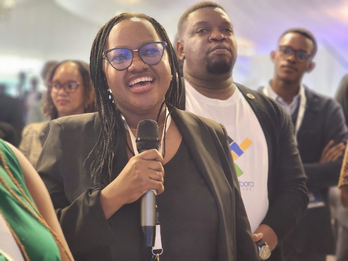 Twaweza_NiSisi's tweet photo. "Kazi ya msingi ya CSOs ni kuwa watchdogs kwa ajili ya maendeleo ya jamii nzima kwa ujumla.

We have long relied on donor support to carry out our work. But with shifts and shrinking funding, which has been our backbone, the future is clearly uncertain." - @NuriMshare, speaking on future scenarios for civil society.

#CSOWEEK2025 
#ChangeNiSisi