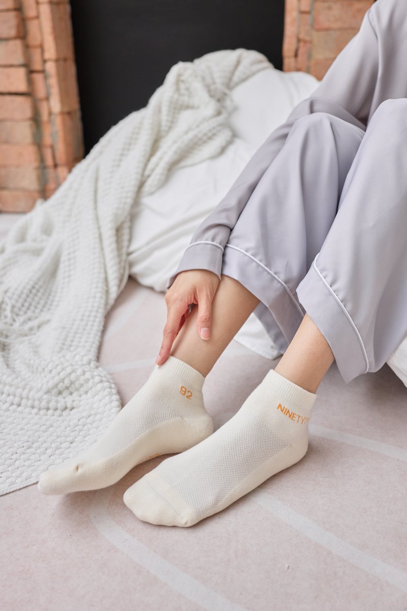 Soft Days &amp; Cozy Ways ☁️🤍
คอลเลกชั่นแห่งความสบายที่คุณจะตกหลุมรัก
A comfort collection you’ll fall in love with.
พร้อมให้กอดในวันที่ 8.06.25 นะคะ 🫶🏻

#NINETYTWO #SoftDaysCozyWays