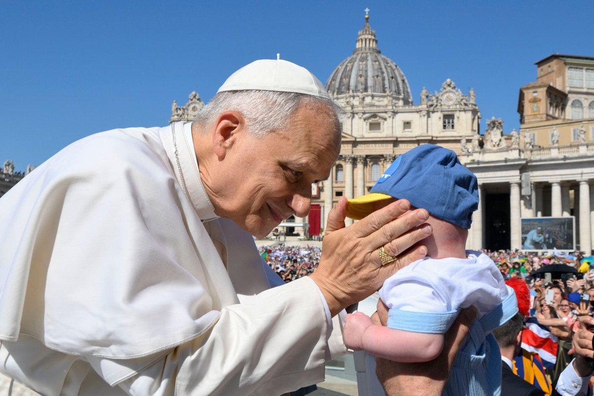FatherNick17's tweet photo. Pope Leo:
“I would remind all married couples that marriage is not an ideal but the measure of true love between a man and a woman: a love that is total, faithful and fruitful.

https://t.co/J11oJnpWDM https://t.co/fkB7zu4Q1x