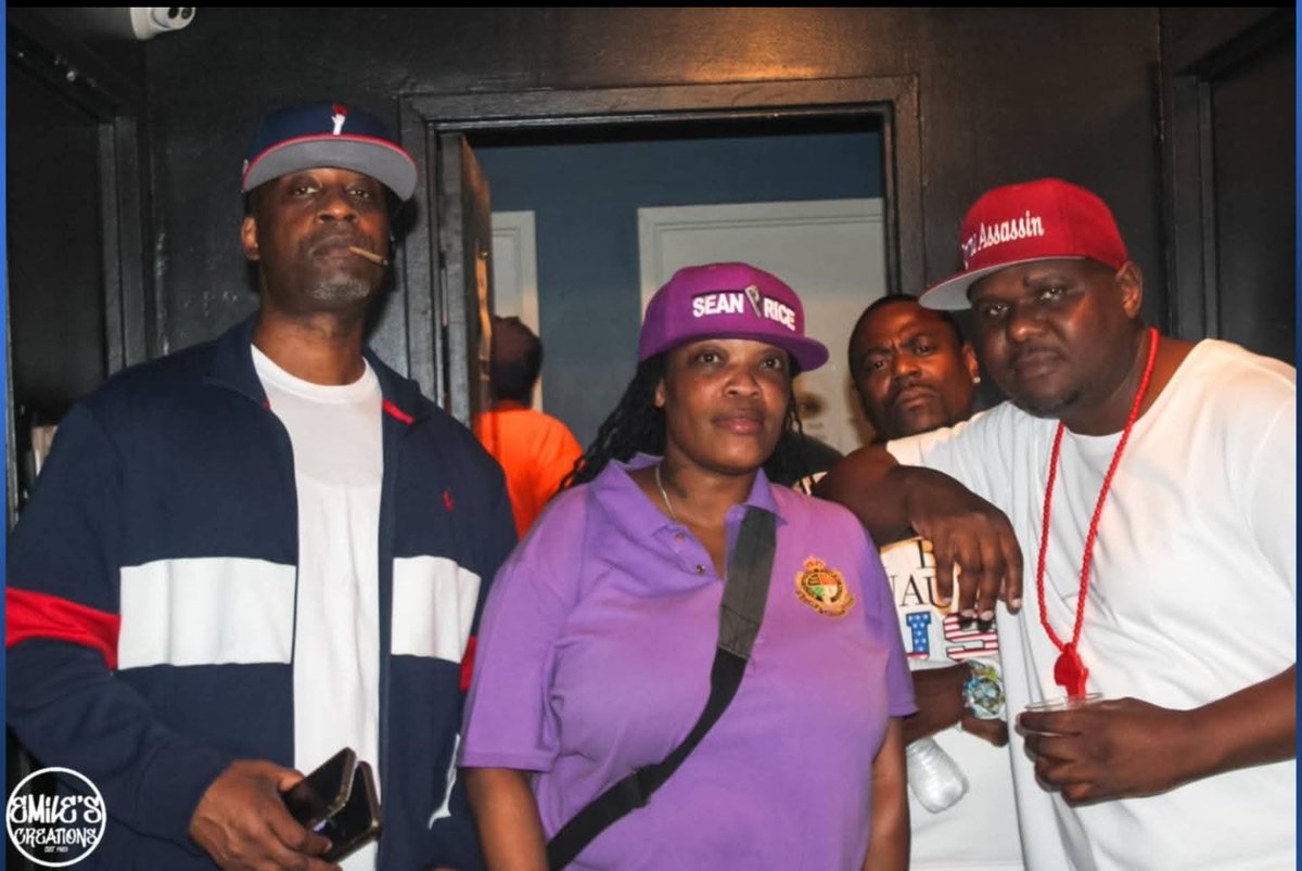 rhymeassasin's tweet image. Happy 50th solar return to Bernadette Price. Sean Lives On. StayBlessed

#BernadettePrice #SeanLivesOn #SeanPrice #WidowsCry #RhymeAssassin #UncleRhymez #DedicatedToSelf #BeMighty #hiphop #RunEmUp