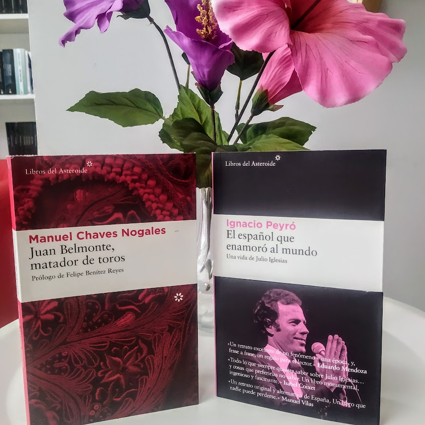 El cantante y el torero. El truhán y el señor. La España de ayer y la de anteayer.  Una de esas #dialécticas que el azar establece en nuestros anaqueles - esta vez gracias a @librosdelasteroide.