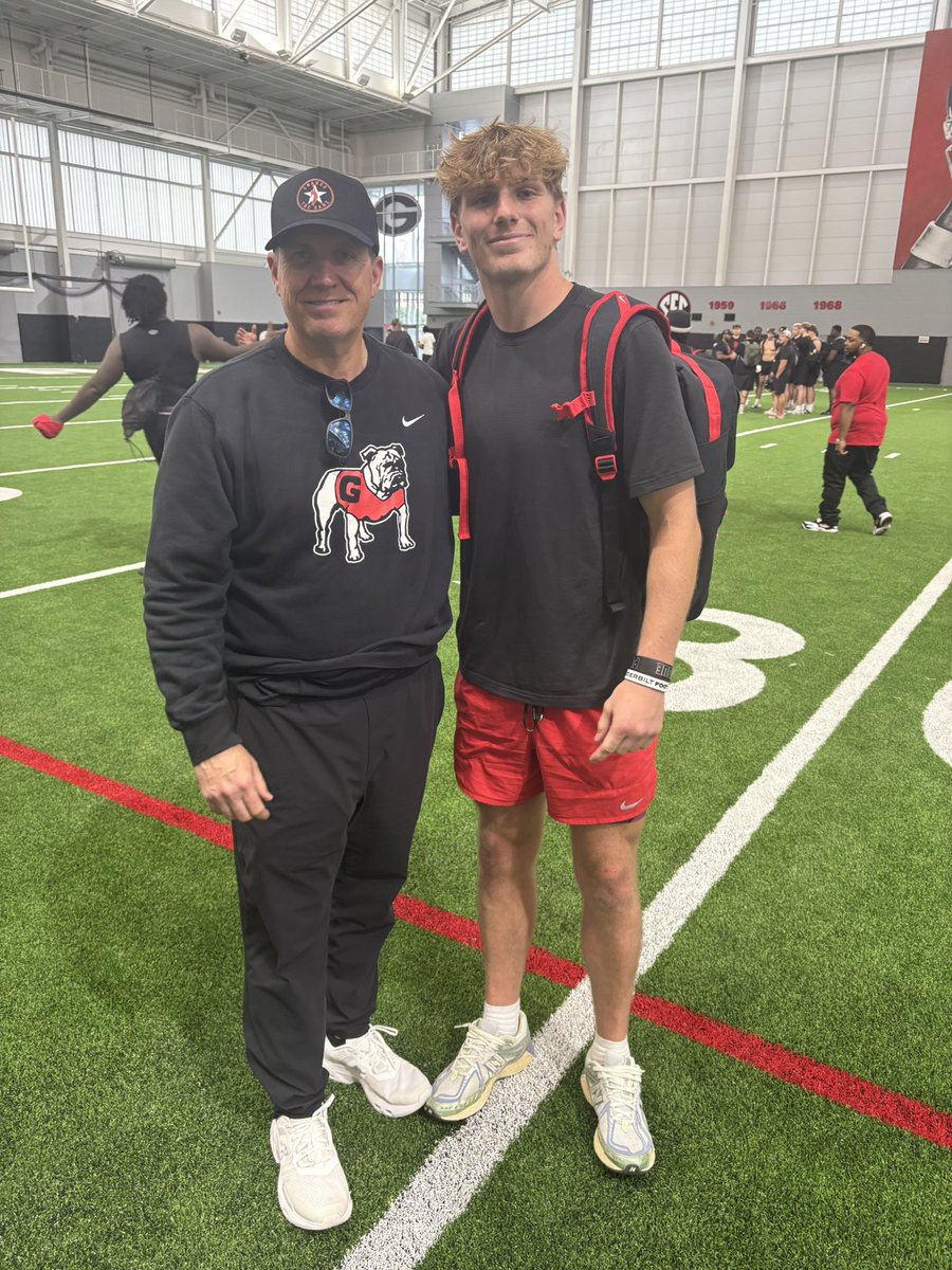 braydenstoker1's tweet image. Had a good time at UGA yesterday! CANT wait to be back!! GO DAWGS. 🐶 @CoachOdom_ @Trenten_Zak @CoachColey @coach_thartley @DeshawnBrownInc @GeorgiaFootball