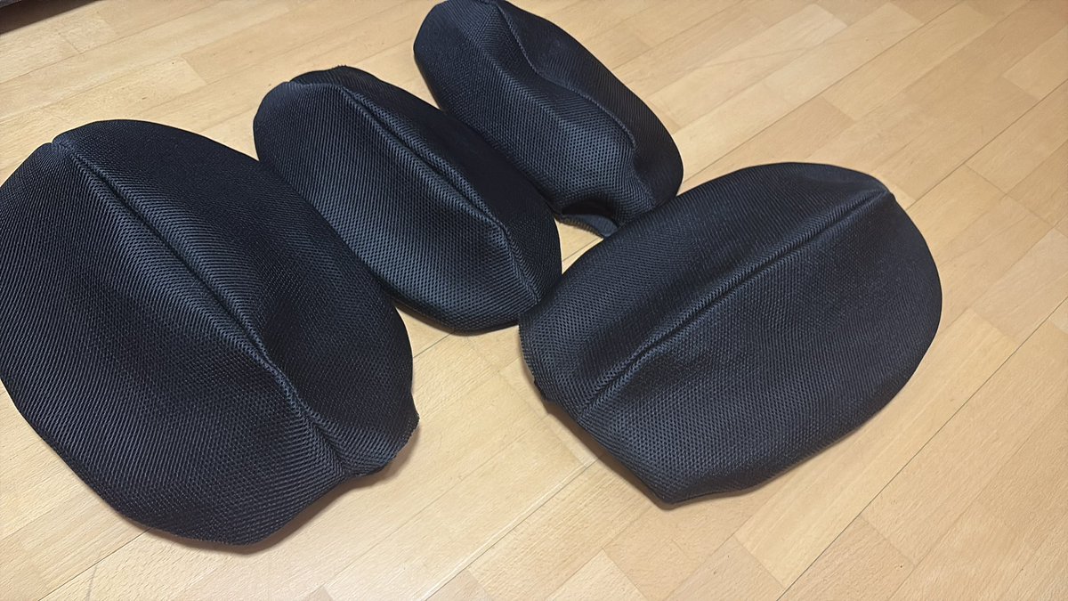 Padding for Omega's digi-suit is finished. Quite unspectacular, but once again a first XD

❤️🖤🤍