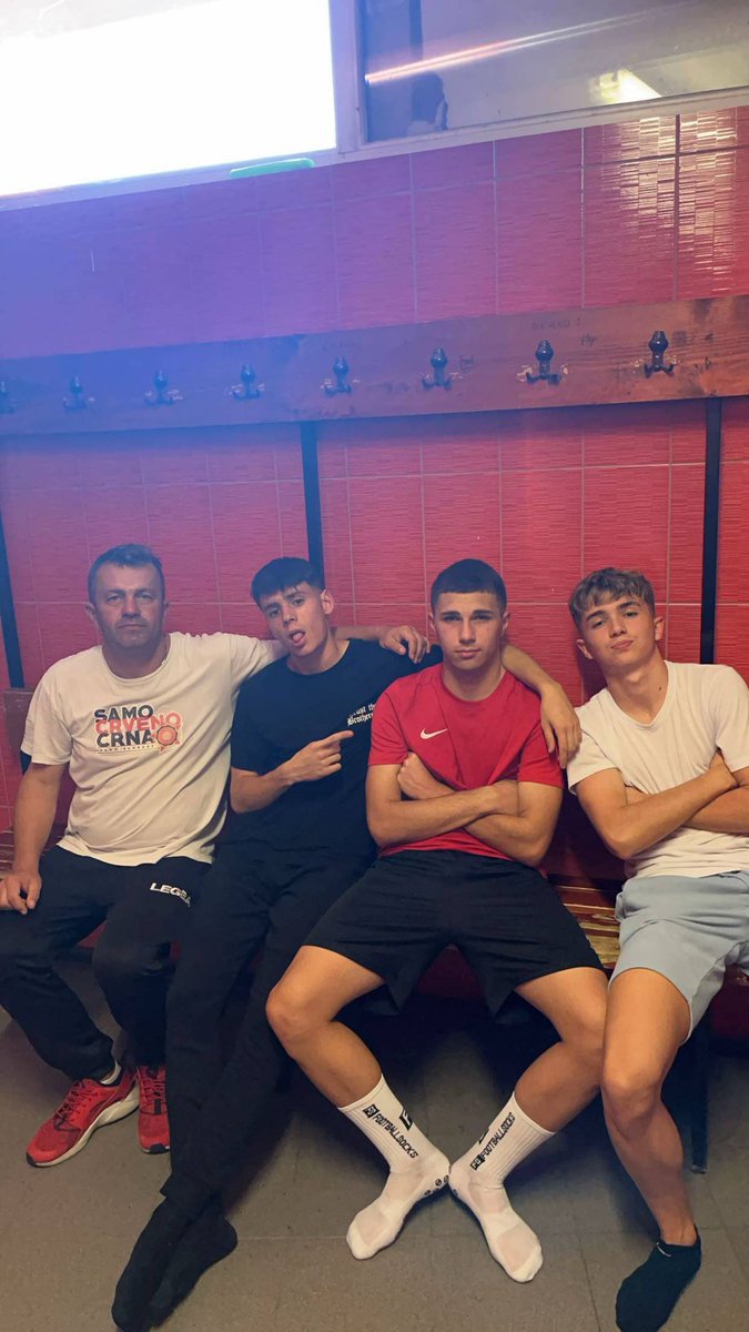 Boyster (@boyculessss) on Twitter photo 