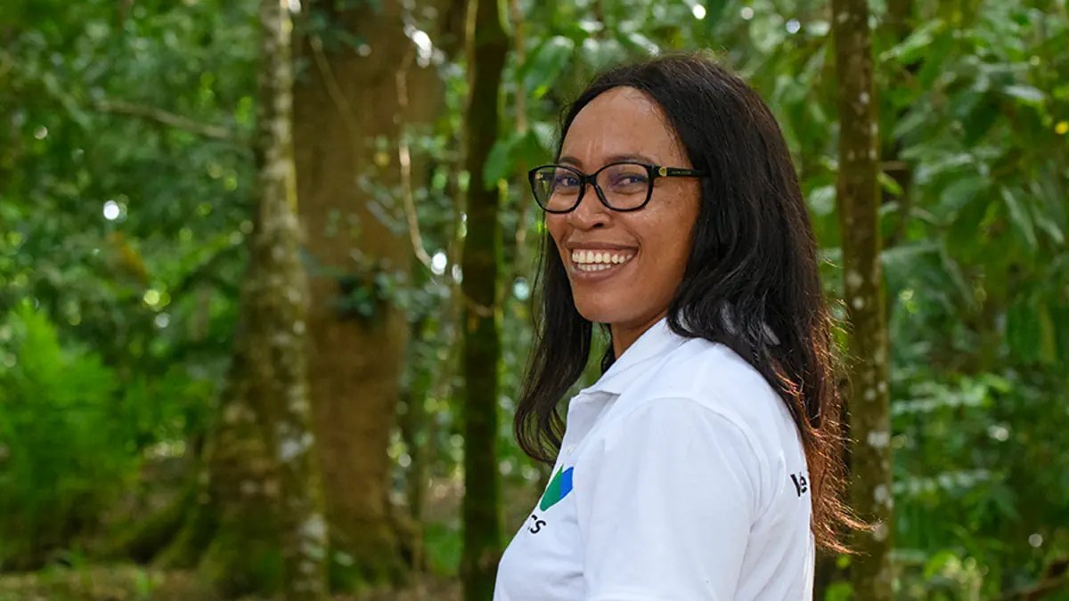 WCS_Mada's tweet image. Congratulations to Chantal Milina, our new Director of Makira Nature Park! πΏ
Effective June 2, 2025, she brings deep local knowledge, strong community advocacy, and leadership for inclusive, resilient conservation.
