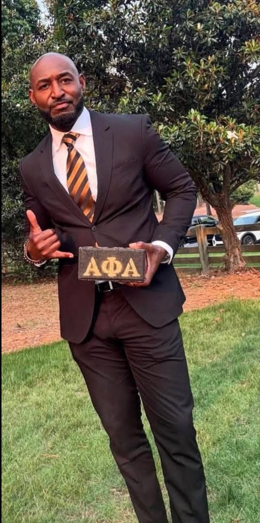 D_1andOnly_'s tweet photo. So how about Uncle Phil from Bel Air just actually pledged Alpha in real life?! lol Dope. 06 to the good bruhs!! 🤙🏾 https://t.co/gKp9EmOQeJ