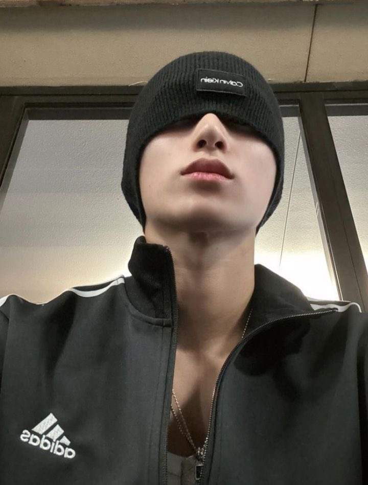 _dvrkvoid's tweet photo. ⠀⠀

ᅠᅠ     
ᅠᅠᅠᅠ
                @._dvrkvoid 
                        ➥ shared a 𝒏𝒆𝒘 𝒑𝒐𝒔𝒕
ᅠᅠ
                   Work after work
ᅠᅠ
                                        
ᅠᅠᅠᅠ https://t.co/3EUzFFI5vT