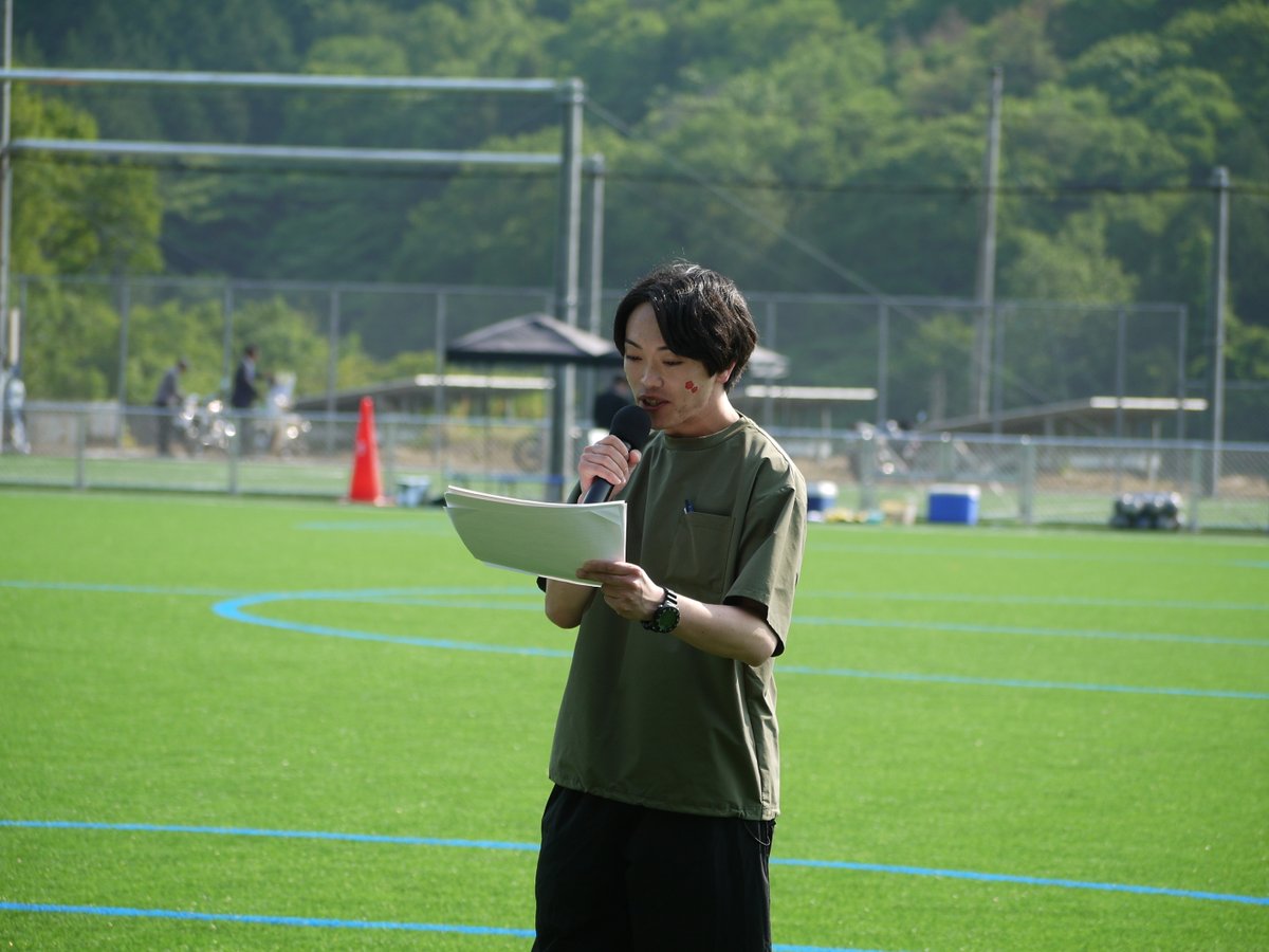 KazMATTMat's tweet photo. 昨日の #神石高原町 での #福山シティFC の試合⚽
体力が続く限り貼っていく！
#中国サッカーリーグ #CSL #MSERRNTフィールド #マスコット #ピオーネ仙人 #バティくん #神石牛仙人 #田中翔貴 #スタジアムDJ #シンカ #ONEFUKUYAMA #ばらの街福山 #FORTHISCITY https://t.co/nxCIn2gw3u