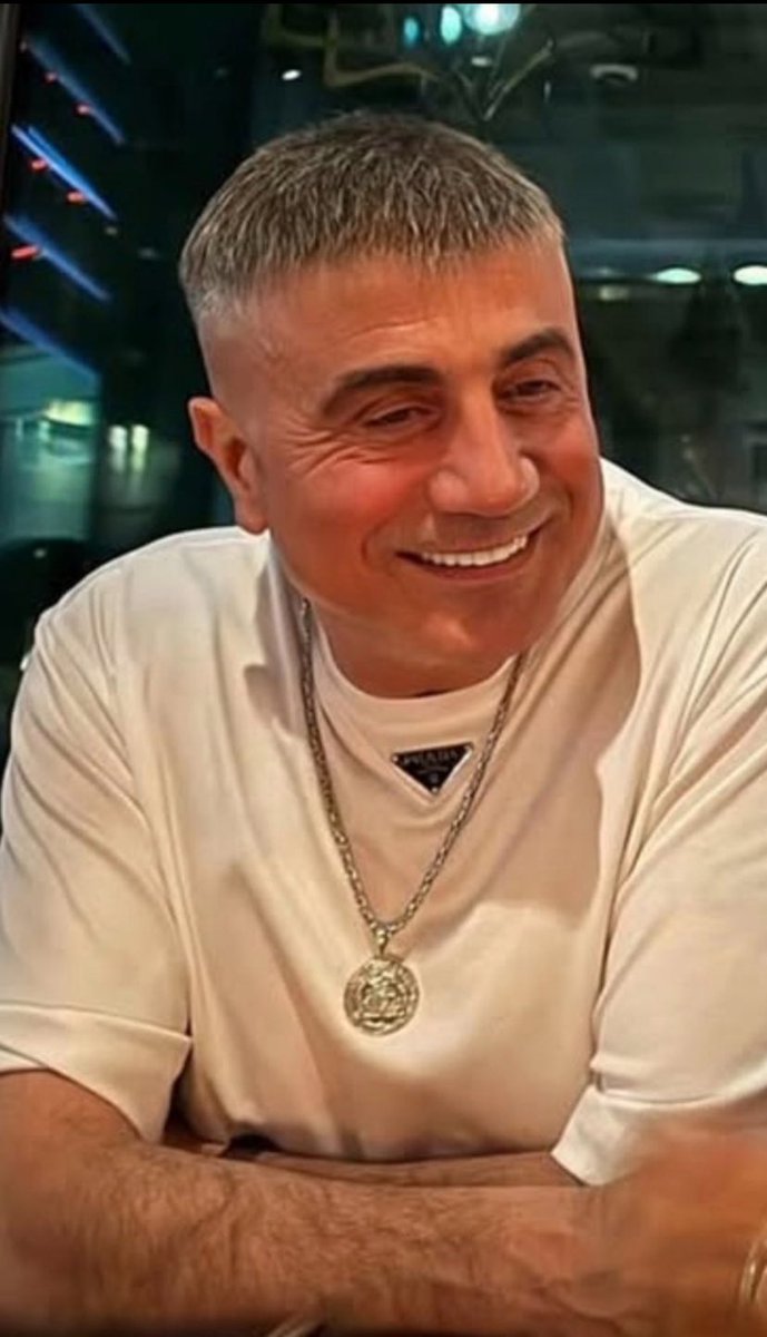 Siz Suç Örgütü Safsatalarında Boğulurken, Cümle Aleme
“Adamlık “ Dersi Veriyor.
Bu Utanç Size Yeter!!!

REİS SEDAT PEKER Sadece Bir İsim Değil.
Merhametin ve Adamlığın Vücut Bulmuş Halidir. Yüce ALLAH Sizi Başımızdan Eksik Etmesin REİSİM🤲

Kıymetli REİSİM @Sedat_Peker 👑