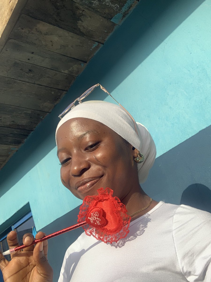 itz_adeshewa's tweet image. Happy Birthday to the girl I love the most, who please??? Meeee.
Alhamdullilahi for the gift of another year on earth, may this year bring forth peace, happiness and all the sweet things life has to offer, may Almighty Allah guides me, forgives my shortcomings Ameen