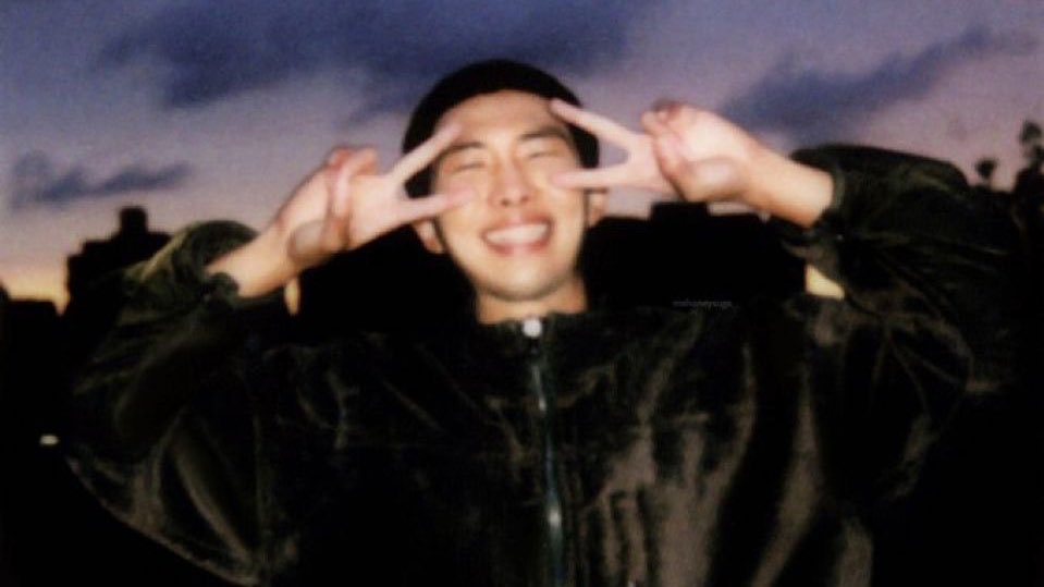 slowtaes's tweet photo. namjoon's eye smile appreciation tweet ♥︎ https://t.co/A9Hw0JBeWl