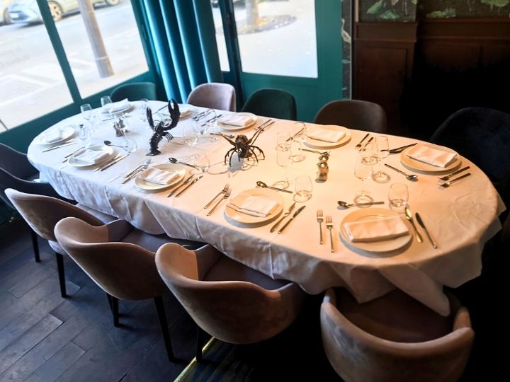 EtMaree's tweet photo. Repas de groupe en vue ?
Pour vos déjeuners d'affaires, retrouvailles en famille ou célébrations entre amis, nos restaurants #VinEtMaree vous réservent un accueil aussi chaleureux que gourmand ! 😃
📍 4 adresses à #Paris
 https://t.co/wwK76E3Q4a
#Restaurant #Séminaire #Cocktail https://t.co/7qUSBHuHLo
