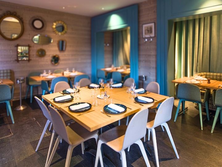 EtMaree's tweet photo. Repas de groupe en vue ?
Pour vos déjeuners d'affaires, retrouvailles en famille ou célébrations entre amis, nos restaurants #VinEtMaree vous réservent un accueil aussi chaleureux que gourmand ! 😃
📍 4 adresses à #Paris
 https://t.co/wwK76E3Q4a
#Restaurant #Séminaire #Cocktail https://t.co/7qUSBHuHLo