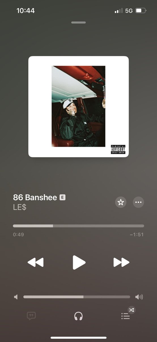 Is it just me but when I hear this song, I just wanna jump in my ride and just ride around no destination <a href="/SteakxShrimp/">Le$ 🥩x🦐™</a>