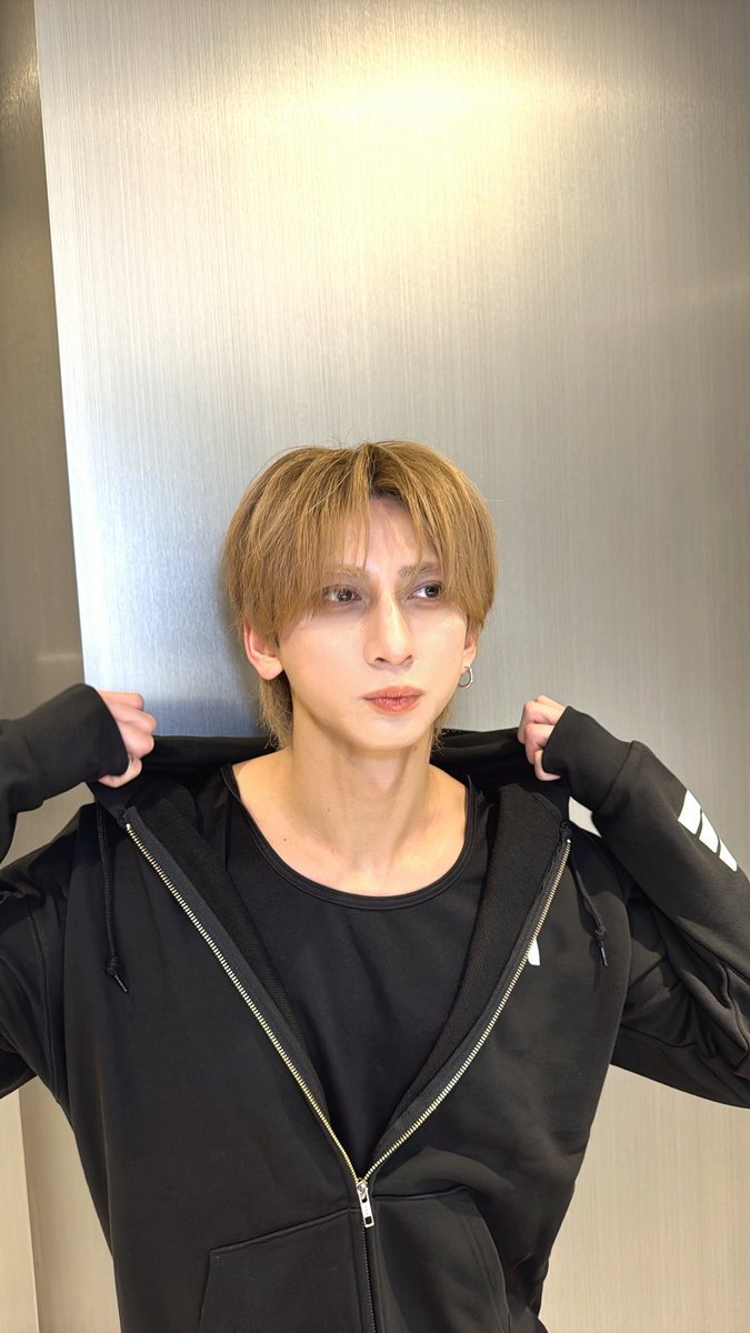 #エムホールデム 生配信
ありがとうございました🙂‍↕️
たくさんポーカーのこと学べました🔥