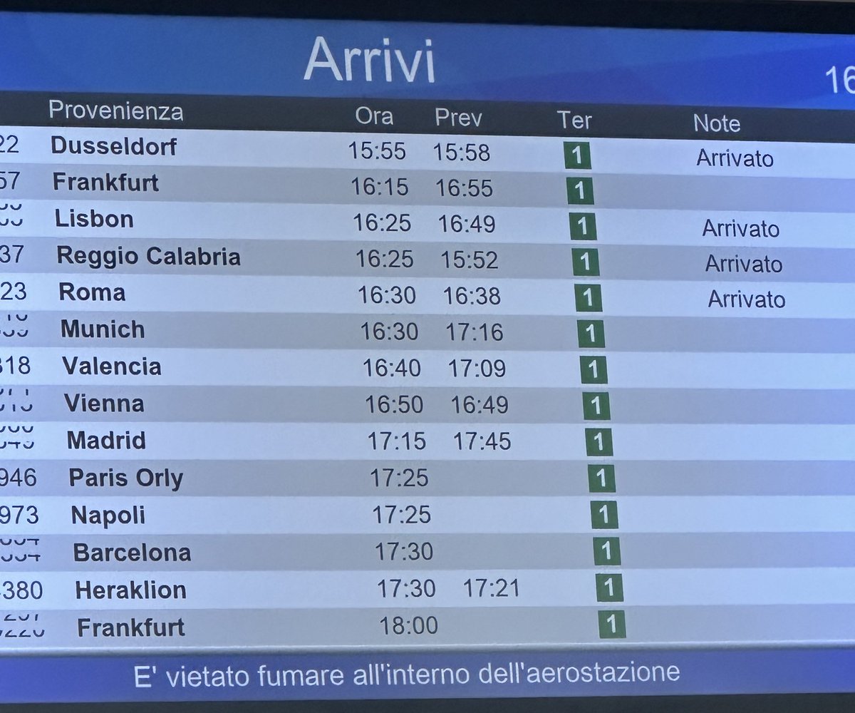 Luis Henrique è atterrato a Milano. <a href="/SkySport/">skysport</a> <a href="/APaventi/">Andrea Paventi</a>