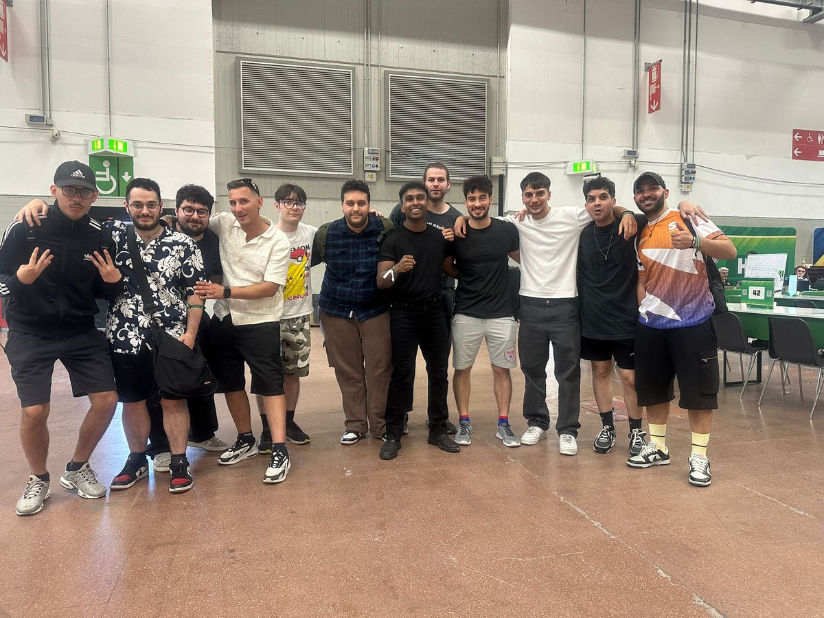 Chiudo lo special di Bologna 63esimo.
Ho giocato al meglio delle mie possibilità, ma non è bastato anche per meriti dei miei avversari.
Sono contento di come ho giocato,nonostante non abbia raggiunto un risultato ideale,ma soprattutto sono contento di aver rivisto i miei amici.