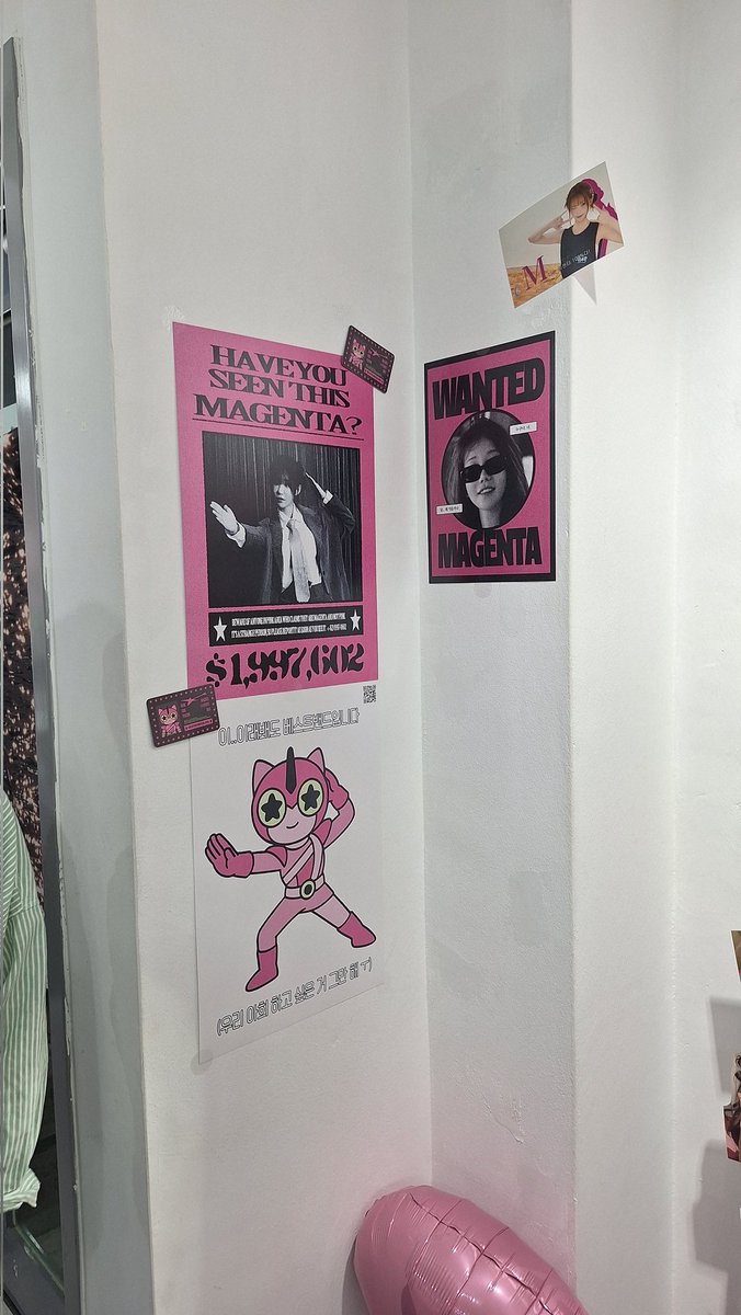 _mamingz's tweet image. 컨셉이 짱귀여웠어용🦊✨️🩷 여기도 역시나 다 너무 친절하셔서 마음 따수워졌습니당. 럭키드로우로 이쁜 젠타 엽서도 받았답니다!!!

#핑크쟈나이_마젠타다
#마젠타 #QWER