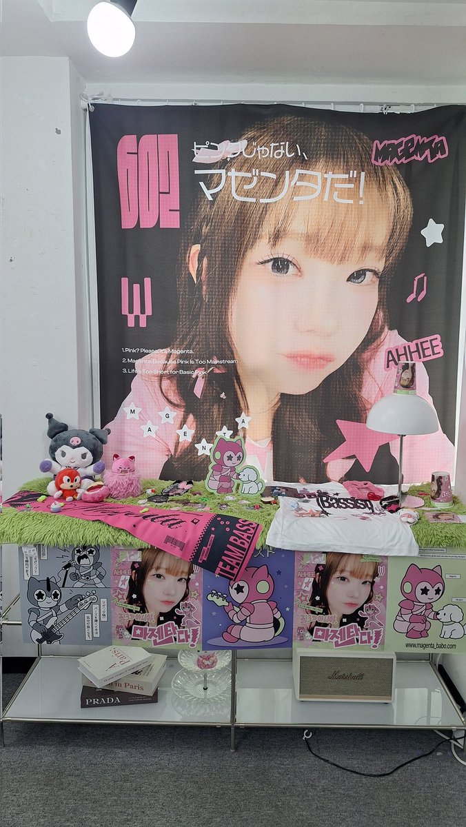 _mamingz's tweet image. 컨셉이 짱귀여웠어용🦊✨️🩷 여기도 역시나 다 너무 친절하셔서 마음 따수워졌습니당. 럭키드로우로 이쁜 젠타 엽서도 받았답니다!!!

#핑크쟈나이_마젠타다
#마젠타 #QWER