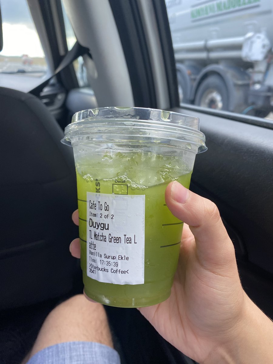 Star matcha lattesi böyle sütsüz yeşil su mu oluyor yoksa barista beni başından mı savdı snsdzczfc <a href="/StarbucksTR/">Starbucks Türkiye</a>