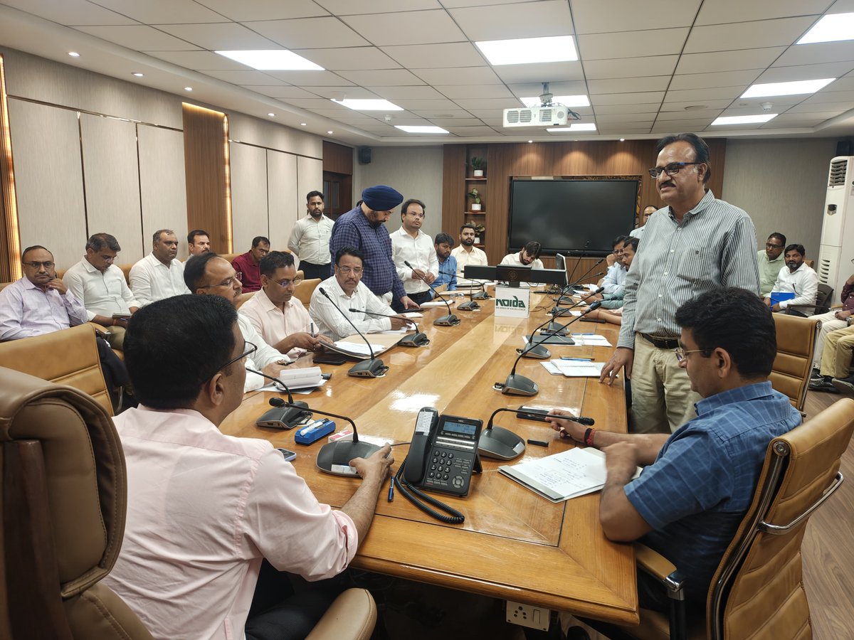 CEO, NOIDA Authority (@ceonoida) on Twitter photo рдЖрдЬ, рджрд┐рдирд╛рдВрдХ 02.06.2025 рдХреЛ рдиреМрдПрдбрд╛ рдкреНрд░рд╛рдзрд┐рдХрд░рдг рджреНрд╡рд╛рд░рд╛ рдЬрд▓ рдПрд╡рдВ рд╡рд┐рджреНрдпреБрдд/рдпрд╛рдВрддреНрд░рд┐рдХреА рд╡рд┐рднрд╛рдЧ рдХреЗ рдЕрдзрд┐рдХрд╛рд░рд┐рдпреЛрдВ рд╕рдВрдЧ рд╕рдореАрдХреНрд╖рд╛ рдмреИрдардХ рдЖрдпреЛрдЬрд┐рдд рдХреА рдЧрдИ, рдЬрд┐рд╕рдореЗрдВ рдЬрдирд╢рд┐рдХрд╛рдпрддреЛрдВ рдХреЗ рддреНрд╡рд░рд┐рдд рдирд┐рд╕реНрддрд╛рд░рдг, рд╕реАрд╡рд░реЗрдЬ рдУрд╡рд░рдлреНрд▓реЛ рдХреА рд╕рдорд╕реНрдпрд╛рдУрдВ рдХреЗ рд╕рдорд╛рдзрд╛рди, рдЕрд╡реИрдз рд╕реАрд╡рд░ рдХрдиреЗрдХреНрд╢рдиреЛрдВ рдХреЗ рд╡рд┐рдЪреНрдЫреЗрджрди, рдЬрд▓ рдЖрдкреВрд░реНрддрд┐ рдХреА рдЧреБрдгрд╡рддреНрддрд╛ рд╕реБрдирд┐рд╢реНрдЪрд┐рдд рдХрд░рдиреЗ рддрдерд╛ рдЖрдЬ, рджрд┐рдирд╛рдВрдХ 02.06.2025 рдХреЛ рдиреМрдПрдбрд╛ рдкреНрд░рд╛рдзрд┐рдХрд░рдг рджреНрд╡рд╛рд░рд╛ рдЬрд▓ рдПрд╡рдВ рд╡рд┐рджреНрдпреБрдд/рдпрд╛рдВрддреНрд░рд┐рдХреА рд╡рд┐рднрд╛рдЧ рдХреЗ рдЕрдзрд┐рдХрд╛рд░рд┐рдпреЛрдВ рд╕рдВрдЧ рд╕рдореАрдХреНрд╖рд╛ рдмреИрдардХ рдЖрдпреЛрдЬрд┐рдд рдХреА рдЧрдИ, рдЬрд┐рд╕рдореЗрдВ рдЬрдирд╢рд┐рдХрд╛рдпрддреЛрдВ рдХреЗ рддреНрд╡рд░рд┐рдд рдирд┐рд╕реНрддрд╛рд░рдг, рд╕реАрд╡рд░реЗрдЬ рдУрд╡рд░рдлреНрд▓реЛ рдХреА рд╕рдорд╕реНрдпрд╛рдУрдВ рдХреЗ рд╕рдорд╛рдзрд╛рди, рдЕрд╡реИрдз рд╕реАрд╡рд░ рдХрдиреЗрдХреНрд╢рдиреЛрдВ рдХреЗ рд╡рд┐рдЪреНрдЫреЗрджрди, рдЬрд▓ рдЖрдкреВрд░реНрддрд┐ рдХреА рдЧреБрдгрд╡рддреНрддрд╛ рд╕реБрдирд┐рд╢реНрдЪрд┐рдд рдХрд░рдиреЗ рддрдерд╛