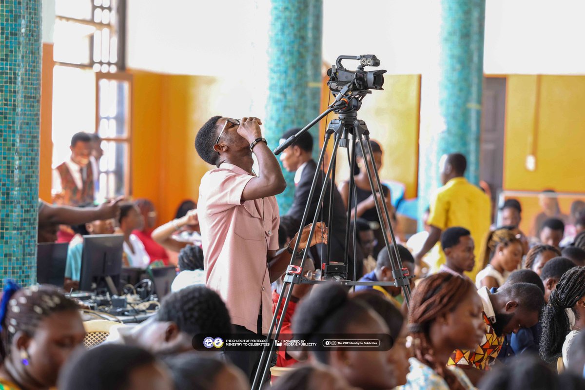 TheCOPMTC's tweet photo. On Sunday, June 1, 2025, the Pentecost Students & Associates, Pensa Legon were blessed to host Pastor Michael Laryea Jnr, National Coordinator for the Ministry to Celebrities, @thecophq , during our Communion and Love Sunday Service.
#liveoutyourcalling | #peopleUnleashed | https://t.co/krP8PZF5J2