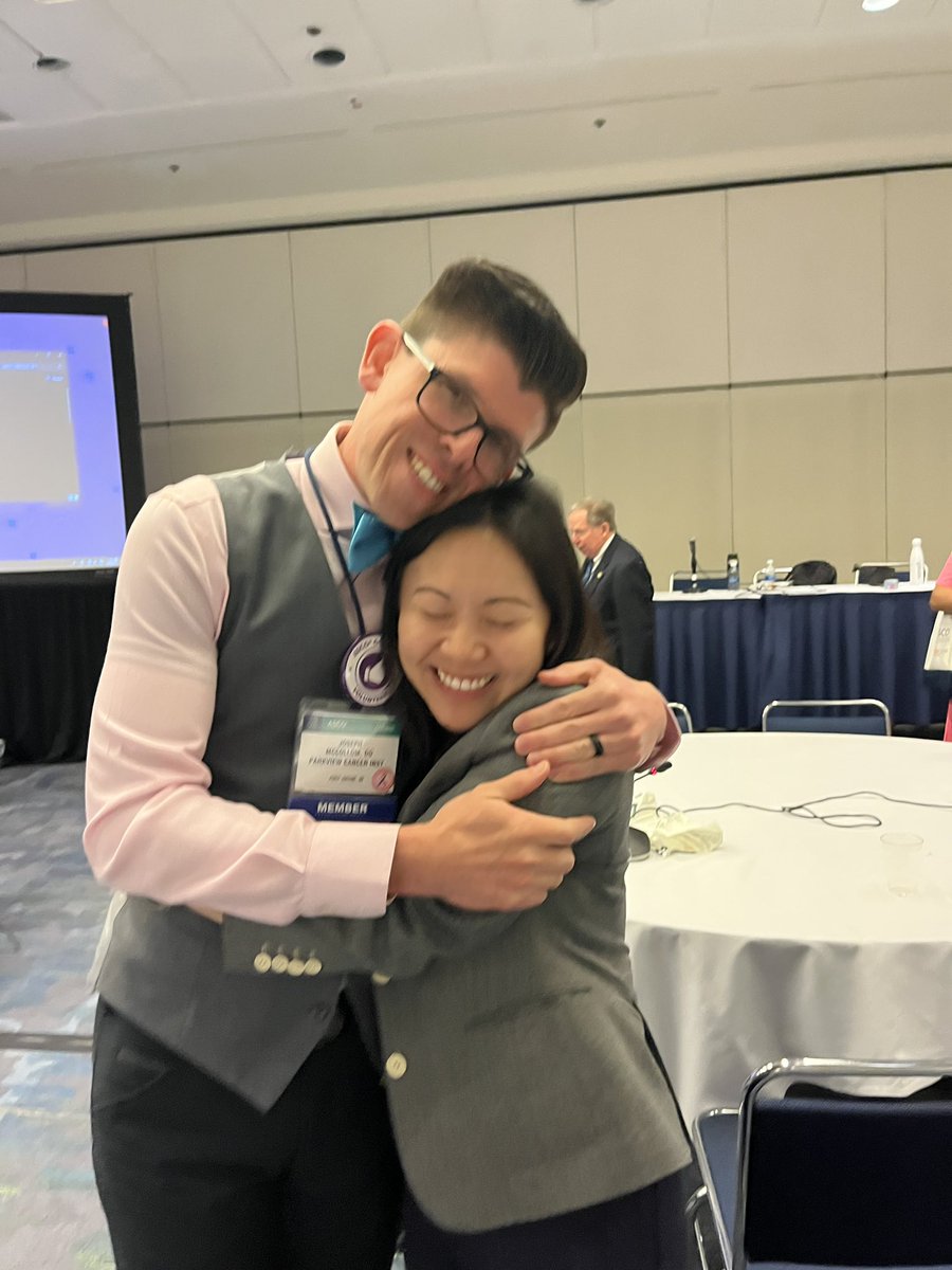 Tingting Zhang (@chaosdyna) on Twitter photo We are a palliative/supportive care COMMUNITY🥰 #ASCO25 <a href="/PallOncCoP/">ASCO PallOnc Community of Practice</a> We are a palliative/supportive care COMMUNITY🥰 #ASCO25 <a href="/PallOncCoP/">ASCO PallOnc Community of Practice</a>