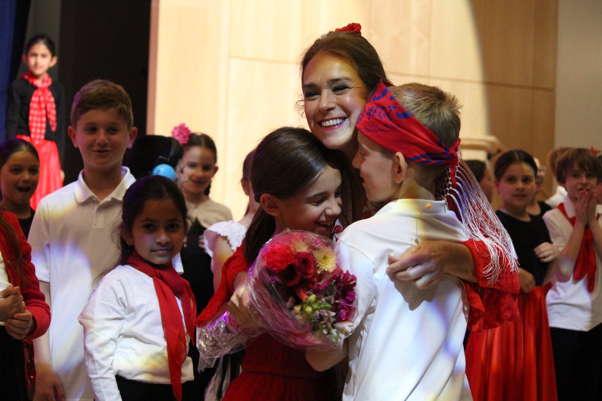Rebeca Tomàs returned to BMPRSS as an artist in residence thanks to support by the PTA to introduce our students to Flamenco. Third graders then put on a wonderful performance sharing what they had learned.