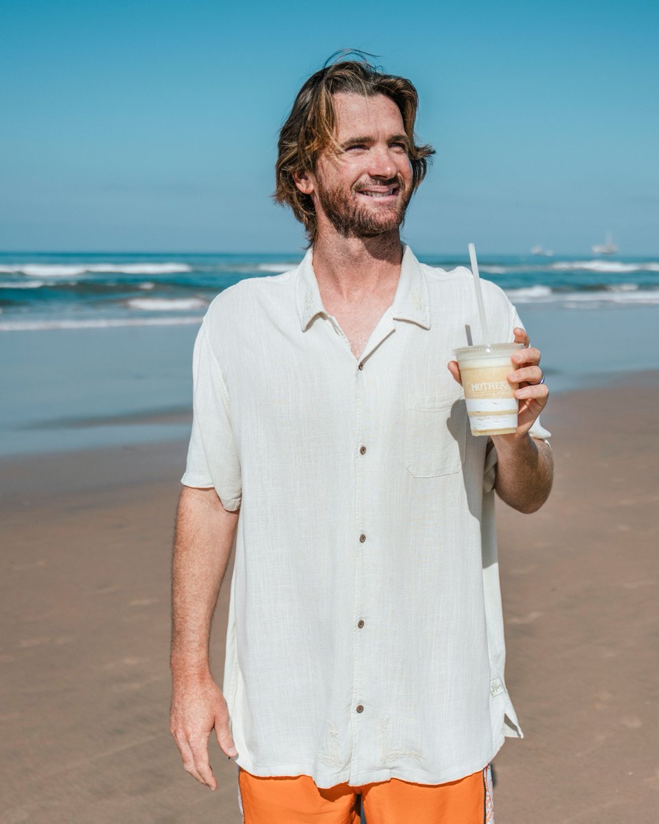 Say hello to Beach Break Bliss — our Smoothie of the Month collab with Mother's Market, crafted for life after the lineup. Available only through June at all Mother's Market locations, this tropical blend is powered by Hurley ambassador Brett Simpson 🍌🥭🏄🏼‍♂️