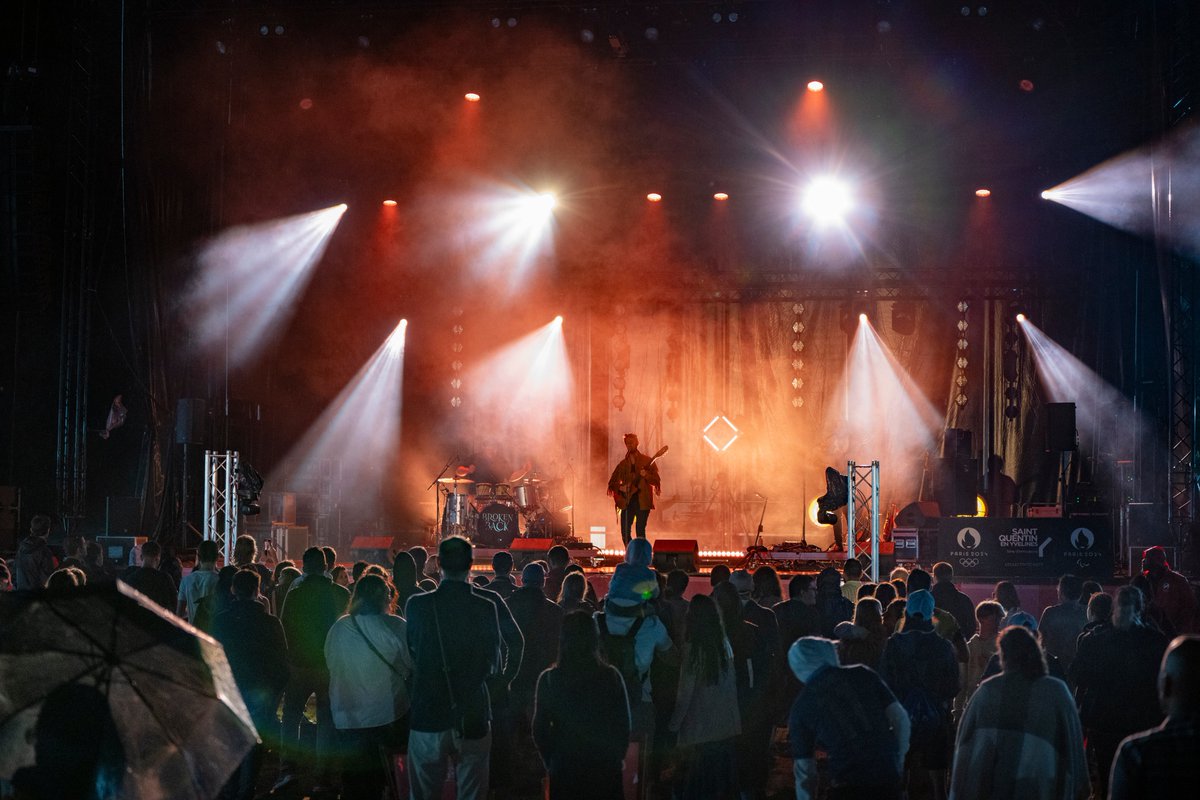 🎶 SQY en musique 🎉

Tout le mois de juin, #SQY résonne aux sons des concerts, des festivals et des fêtes de la musique ! Que vous soyez fan de pop, de musiques du monde ou de hits des années 90… il y en aura pour tous les goûts ! 🔥 👉 saint-quentin-en-yvelines.fr/sqy-en-musique/