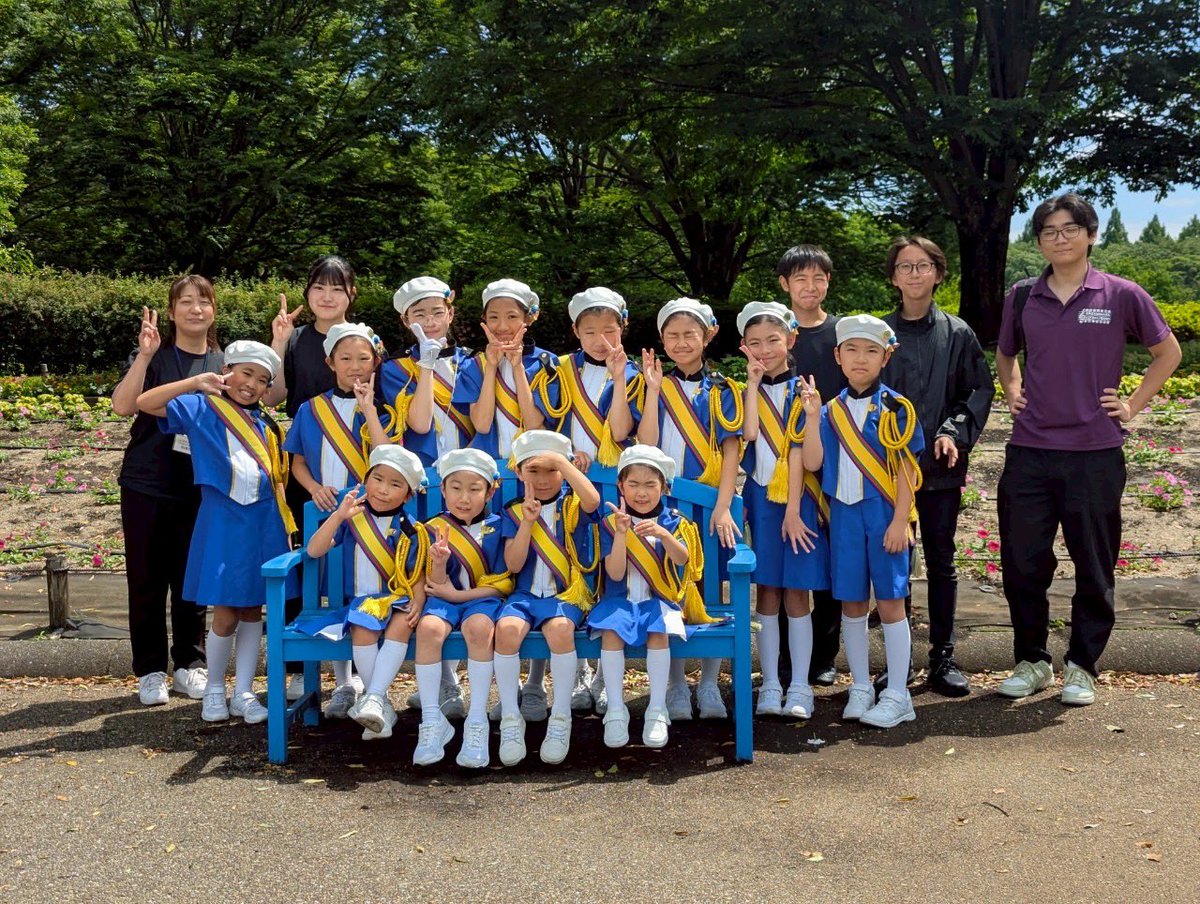 tourin_koteki's tweet photo. 6/1(日)相模原公園で【しょうぶ祭り】に出演しました！
トラブルや怪我もなく無事に終了しました^_^
公園のスタッフさん、相鼓鼓連本部の皆様子供達の安全を1番に考えていただきありがとうございました😊

#相模原公園
#相模原市少年鼓笛バンド連盟
#とうりん鼓笛隊 https://t.co/lUDcdrj0js