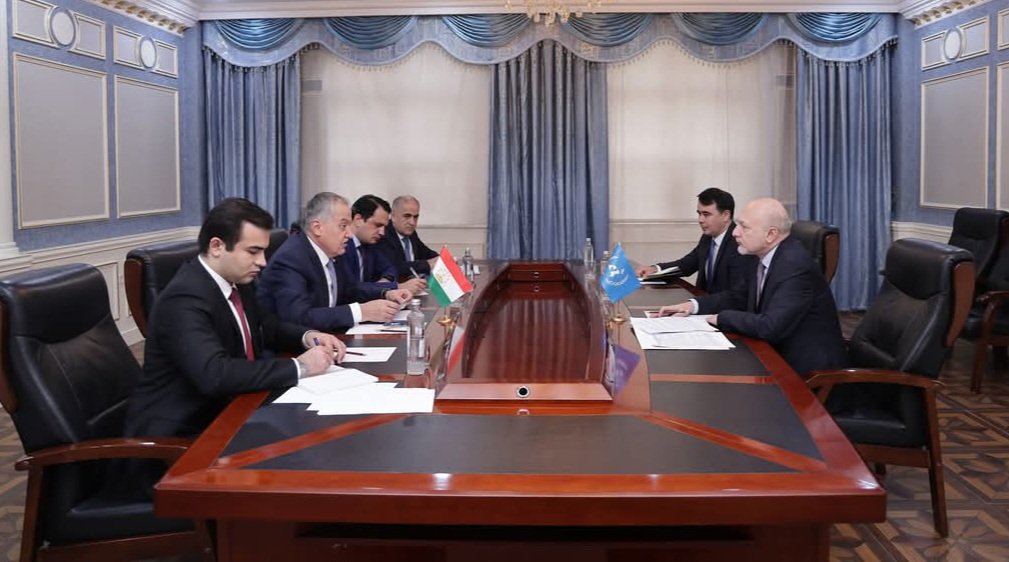 UNRCCA (@unrcca) on Twitter photo Pleased to meet w/ FM of 🇹🇯 <a href="/MOFA_Tajikistan/">MFA Tajikistan</a> H.E. Sirojiddin Muhriddin. Productive talks on enhancing 🇺🇳-🇹🇯 cooperation on combating modern threats & security challenges, protecting the #environment, ensuring #sustainable development, preserving #glaciers & #water resources. Pleased to meet w/ FM of 🇹🇯 <a href="/MOFA_Tajikistan/">MFA Tajikistan</a> H.E. Sirojiddin Muhriddin. Productive talks on enhancing 🇺🇳-🇹🇯 cooperation on combating modern threats & security challenges, protecting the #environment, ensuring #sustainable development, preserving #glaciers & #water resources.