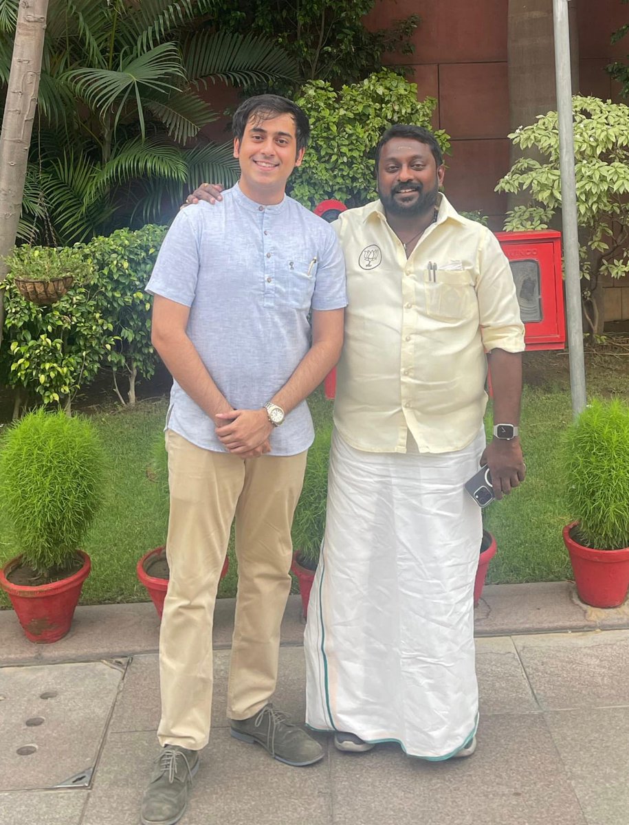 Abhinandan Kaul (@abhinandankaul) on Twitter photo Had the honor of meeting <a href="/BJP4TamilNadu/">BJP Tamilnadu</a> Secretary, <a href="/SuryahSG/">Dr.SG Suryah</a> Anna today. Truly grateful for the time he shared with us and valuable insights he offered. His clarity of vision, dedication to public service, and deep understanding of grassroots issues are a major inspiration! ๐ Had the honor of meeting <a href="/BJP4TamilNadu/">BJP Tamilnadu</a> Secretary, <a href="/SuryahSG/">Dr.SG Suryah</a> Anna today. Truly grateful for the time he shared with us and valuable insights he offered. His clarity of vision, dedication to public service, and deep understanding of grassroots issues are a major inspiration! ๐