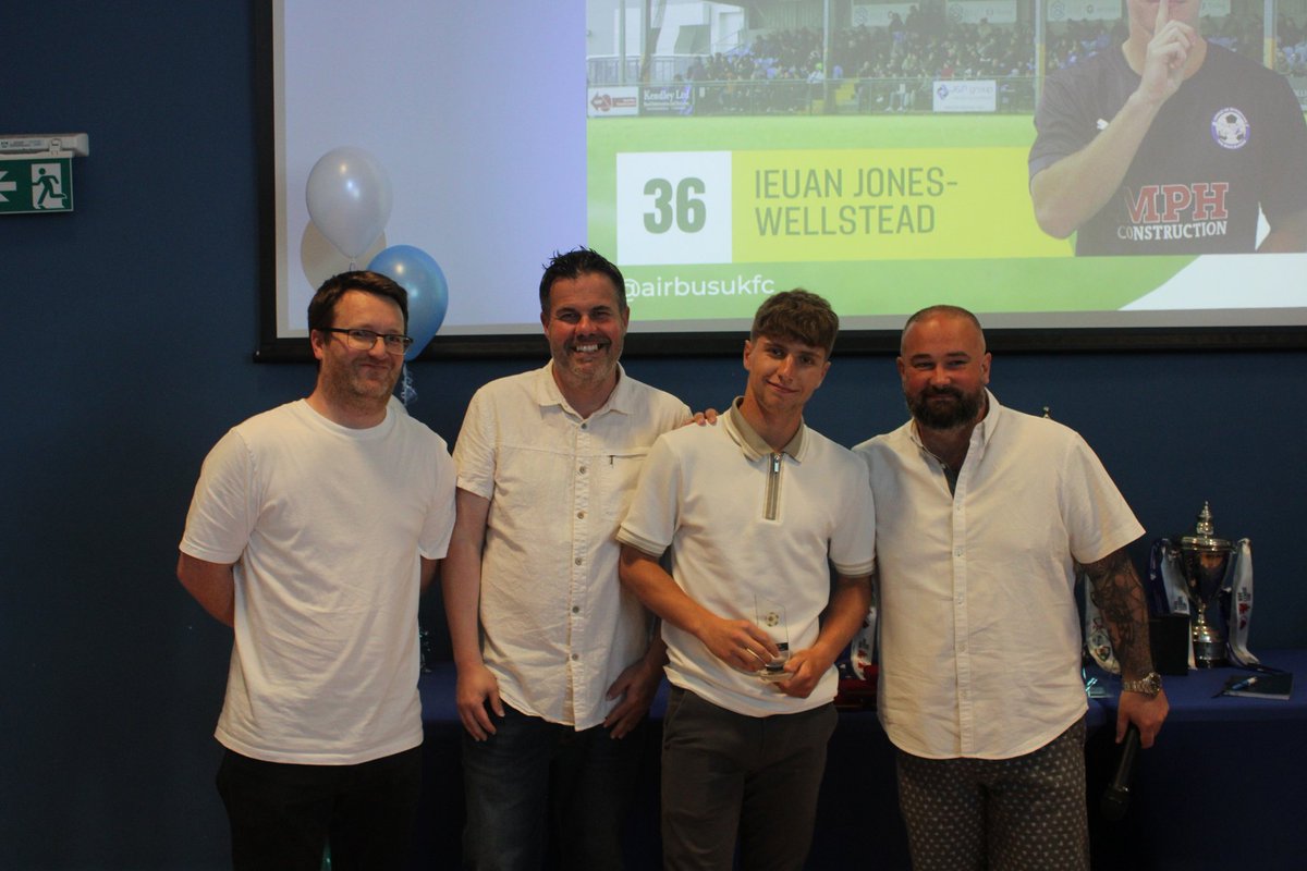Airbus Academy ๐ด๓ ง๓ ข๓ ท๓ ฌ๓ ณ๓ ฟ (@airbusacademy) on Twitter photo Airbus UK Broughton FC Academy U19s Player's player Ieuan Jones-Wellstead โฝโ๏ธ๐๐
Ieaun received his award from coaches Alan, <a href="/Python1980/">Mike Phythian</a> <a href="/richardcusato/">Richard Cusato</a>
Well done Ieauan๐๐๐๐
#youngwingmakers Airbus UK Broughton FC Academy U19s Player's player Ieuan Jones-Wellstead โฝโ๏ธ๐๐
Ieaun received his award from coaches Alan, <a href="/Python1980/">Mike Phythian</a> <a href="/richardcusato/">Richard Cusato</a>
Well done Ieauan๐๐๐๐
#youngwingmakers