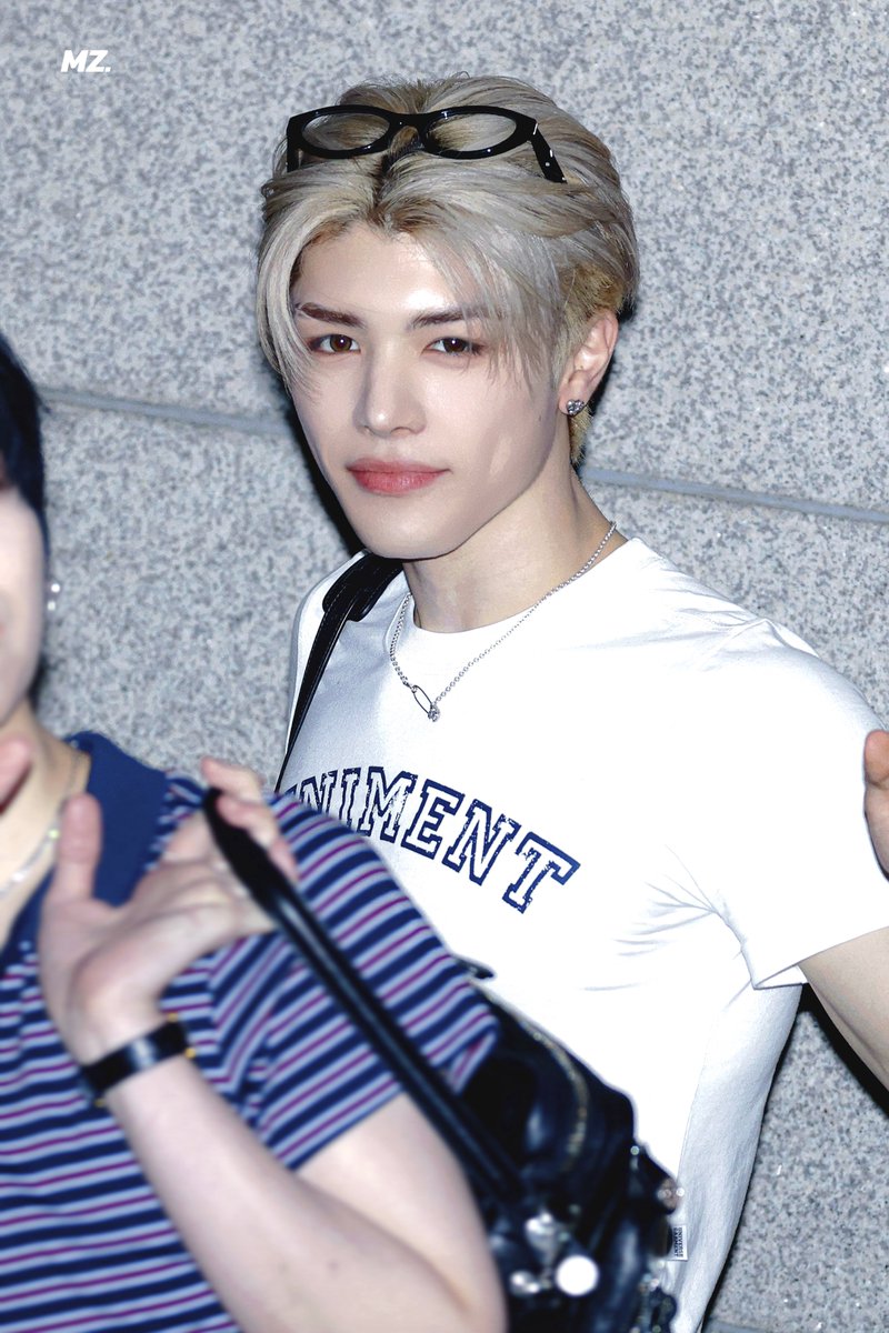 cherribommm's tweet photo. 250602 퇴근

#andTEAM #앤팀
#MAKI #マキ #마키 https://t.co/JqiNChpUez