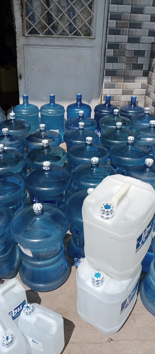BananizaT's tweet photo. Jibu water is good to drink at this sunshine!get it. https://t.co/shnaBDkG6F