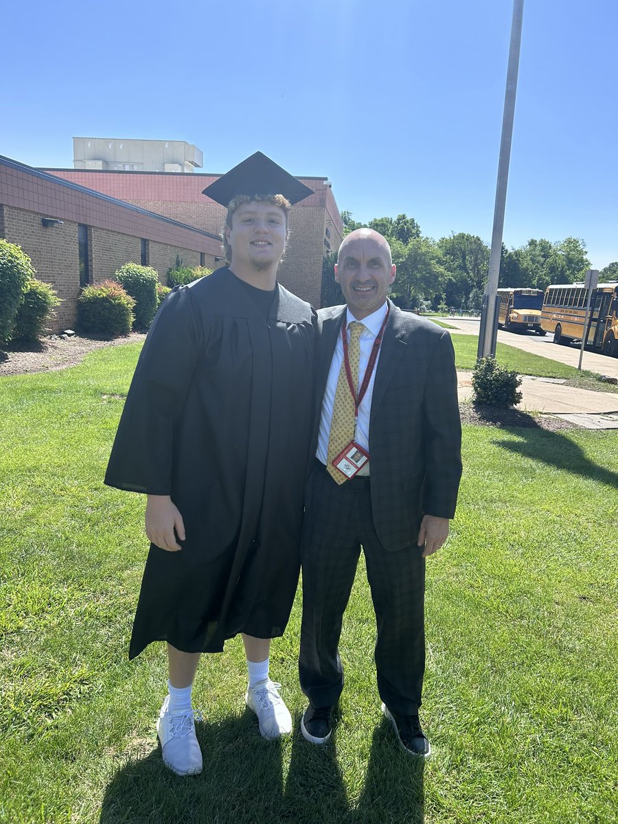 Algonkian Elementary (@alg_lcps) on Twitter photo “Once a Bobcat, Always a Bobcat” Great seeing our Seniors this morning. <a href="/PotomacFallsHS/">Potomac Falls HS</a> “Once a Bobcat, Always a Bobcat” Great seeing our Seniors this morning. <a href="/PotomacFallsHS/">Potomac Falls HS</a>