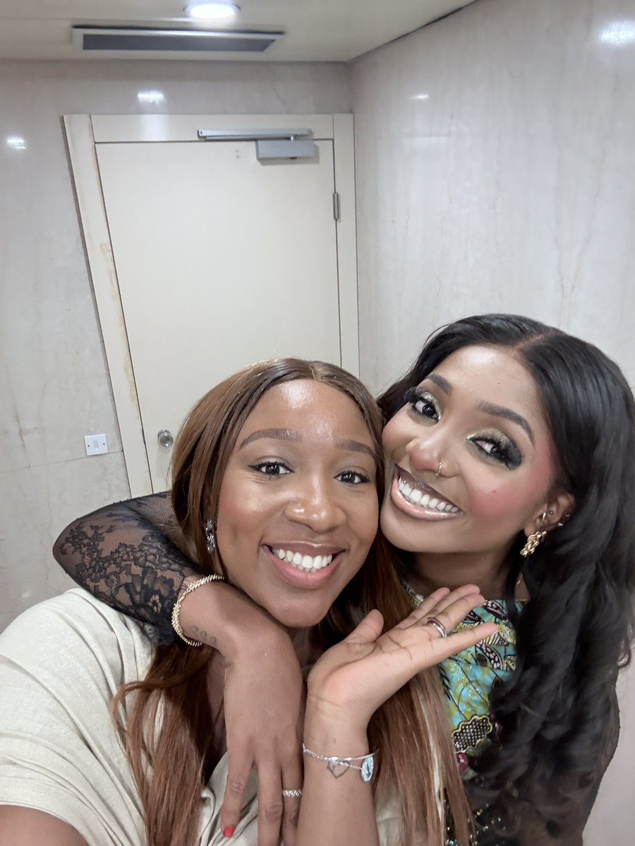 Sunday shots with my girl. Happy jewnn to all who celebrate! 🥰🥳