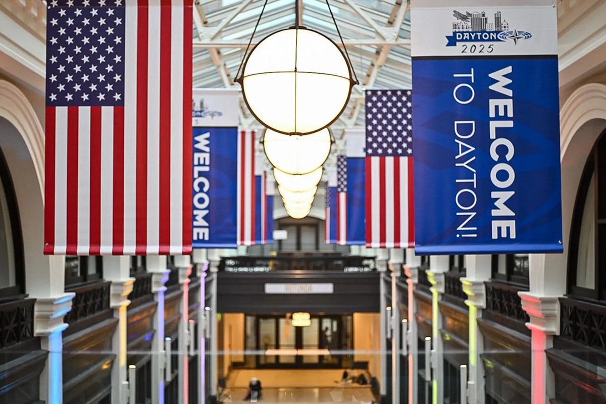 📍Ideoli collaborated with Hilton Garden Inn Arcade

🌟 We enhance the hotel’s expansive atrium with a lighting solution that honored the architecture’s legacy.

⛓️Ideoli worked with 37 Volts Lighting Design and Villa Lighting to bring the vision to life.

📸 Courtesy of Hilton
