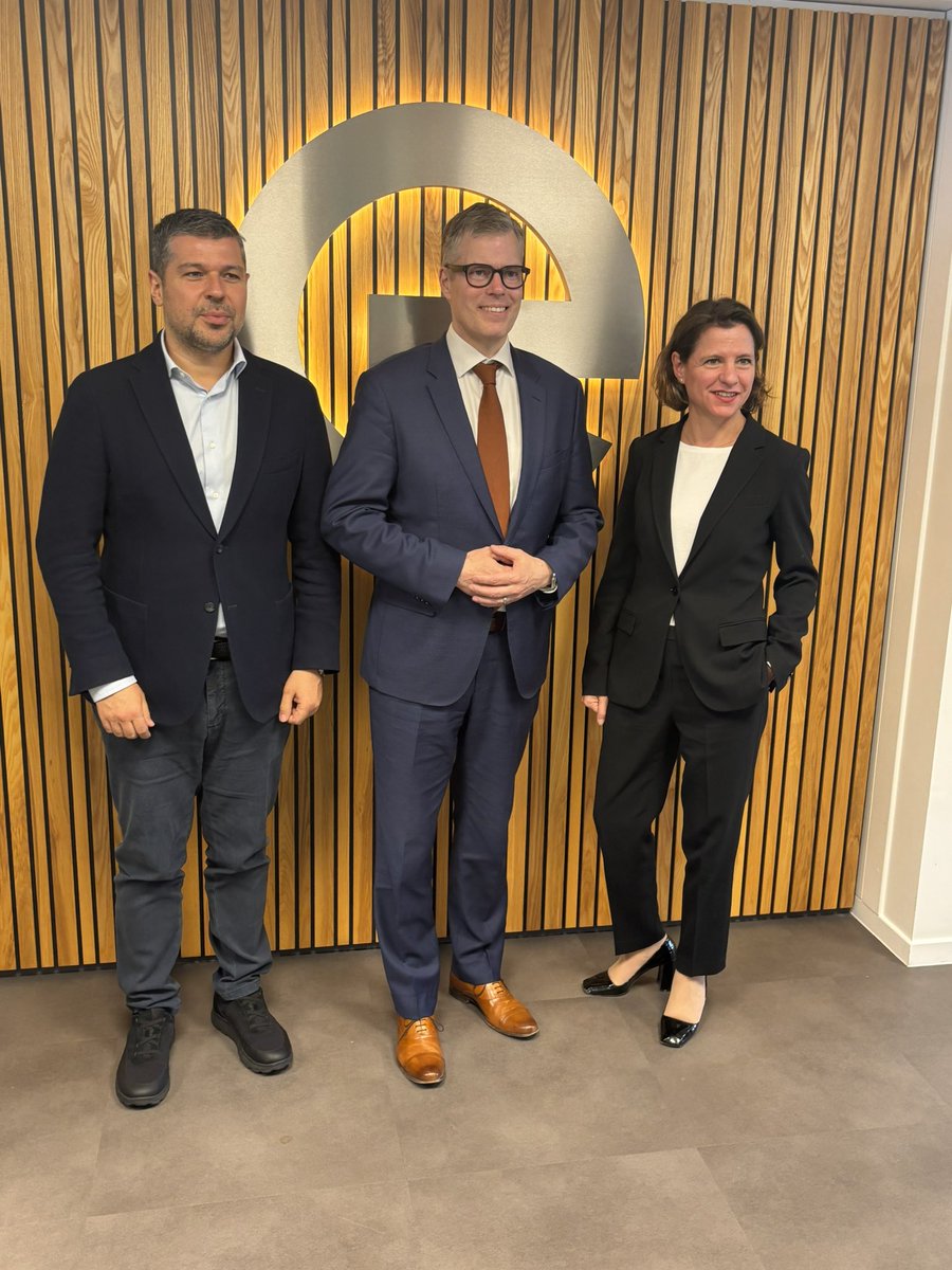 Jukka Leskelä (@jukkaleskela) on Twitter photo New presidency team of <a href="/Eurelectric/">Eurelectric</a>, association of European electricity industry: president Markus Rauramo <a href="/Fortum/">Fortum Global</a> and vices Catherine MacGregor <a href="/Engie/">Engie</a> and Georgios Stassis (PPC). Congratulations! New presidency team of <a href="/Eurelectric/">Eurelectric</a>, association of European electricity industry: president Markus Rauramo <a href="/Fortum/">Fortum Global</a> and vices Catherine MacGregor <a href="/Engie/">Engie</a> and Georgios Stassis (PPC). Congratulations!