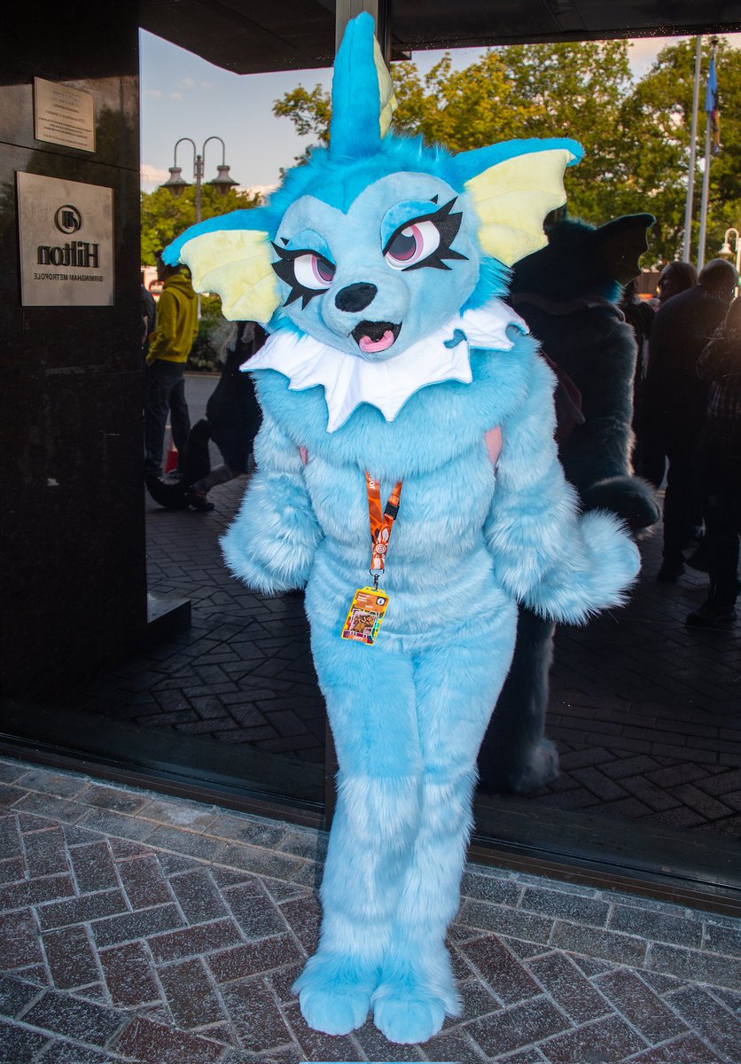 ▪︎Cosplay Mutt▪︎🔜CFZ tweet media